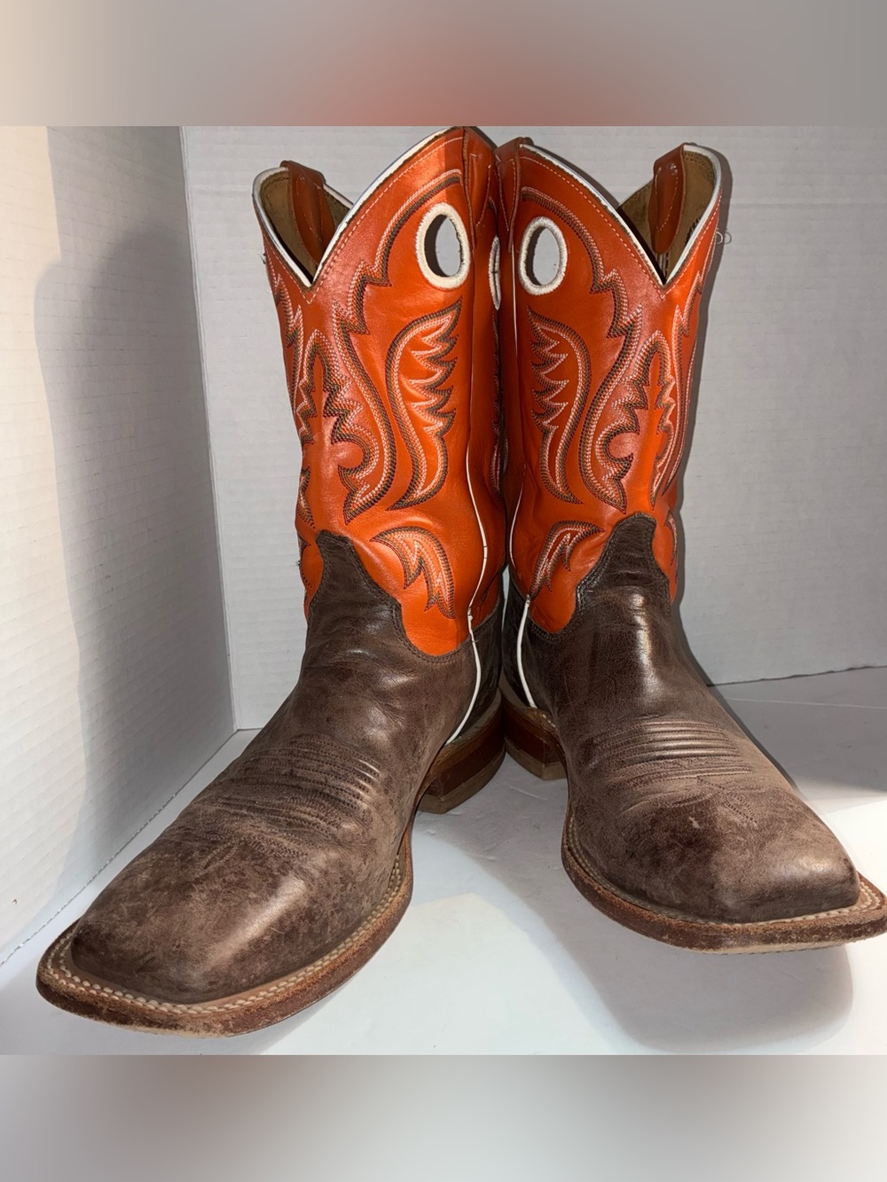 Justin Mens 8 Chocolate Burnished Cowboy Boots Light Orange Shaft Square Toe